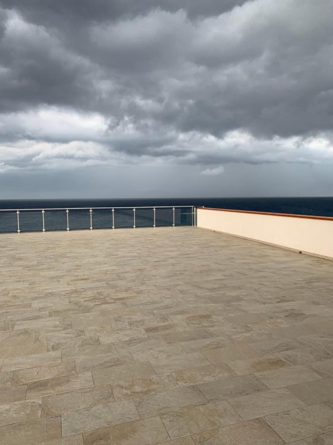 La Porta Delle Eolie Daire Capo dʼOrlando Dış mekan fotoğraf