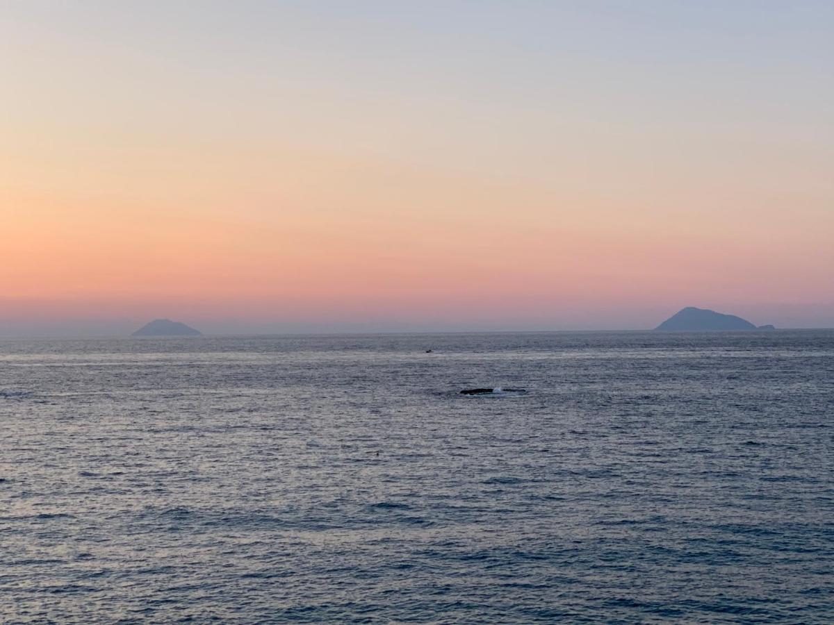 La Porta Delle Eolie Daire Capo dʼOrlando Dış mekan fotoğraf